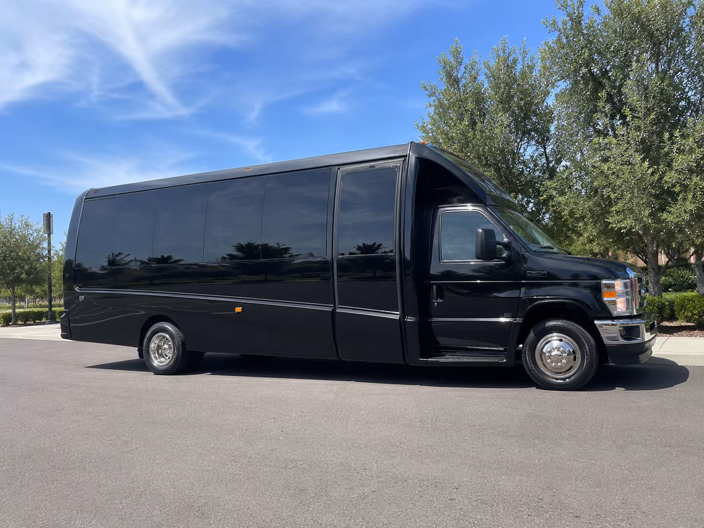 bus rentals for vegas bound concert groups departing victorville