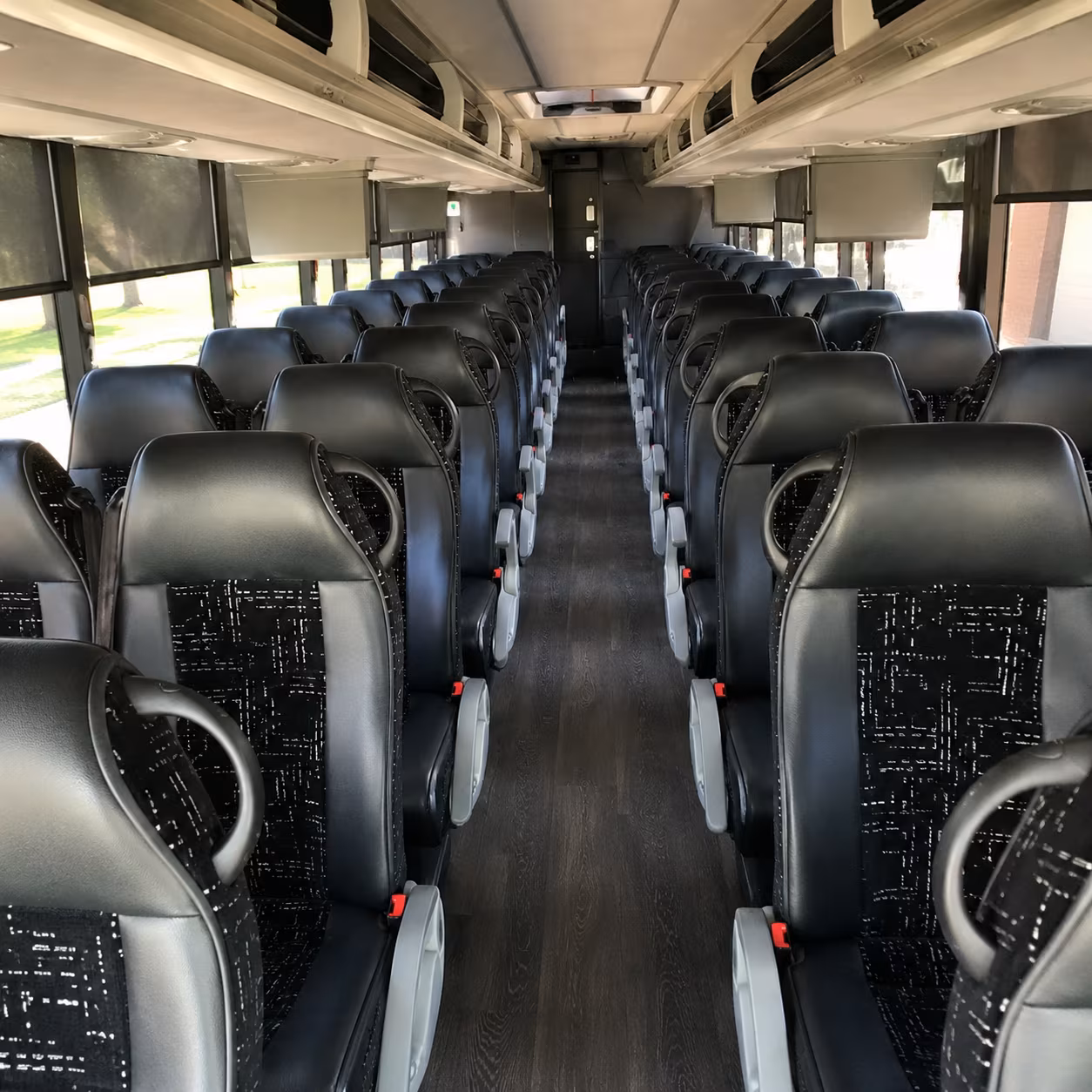 charter buses for corporate events and off site meetings in victorville