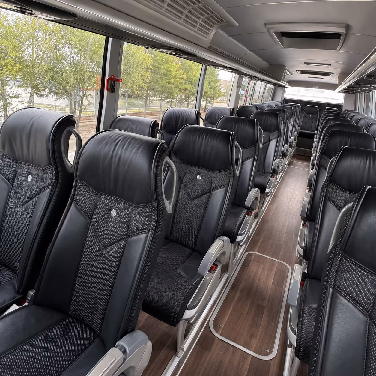 charter buses to southern california corporate events and trade shows