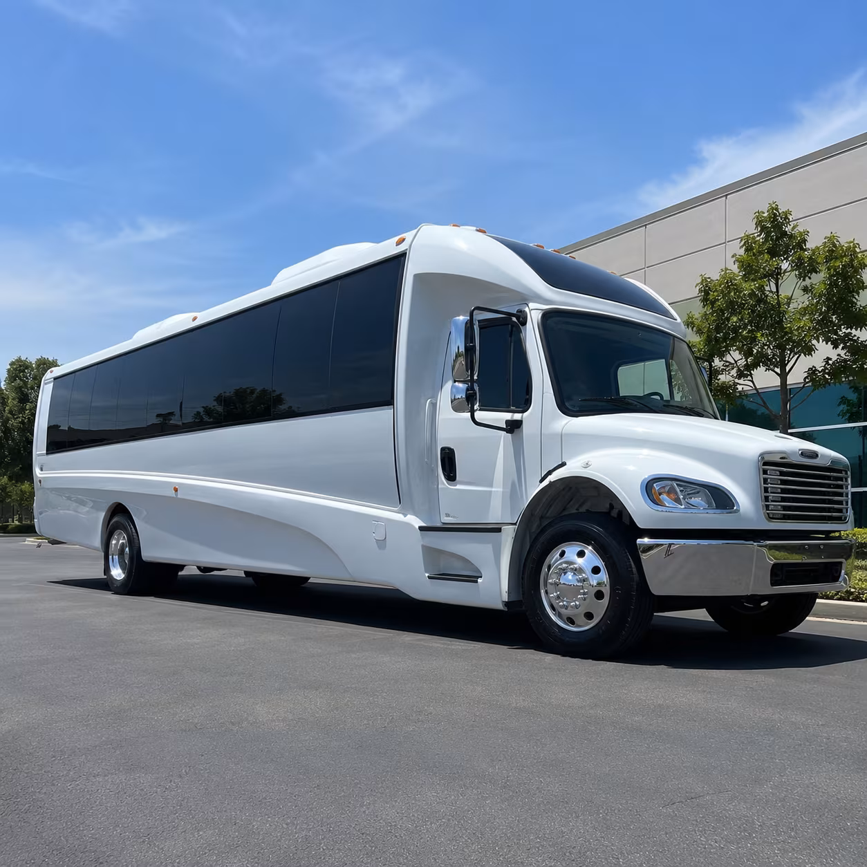 victorville 15 passenger minibus